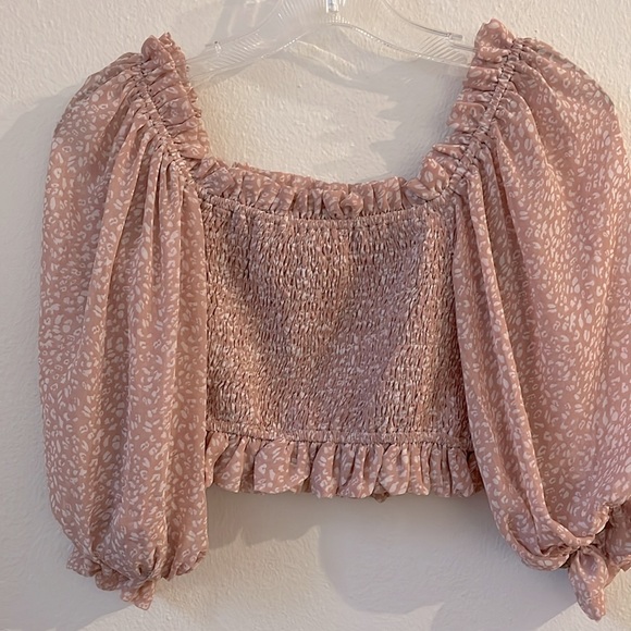Saints + Secrets Cropped Rutched Top Blouse Ruffles Pale Pink Sexy Pretty Fun 🩷 - Picture 3 of 6